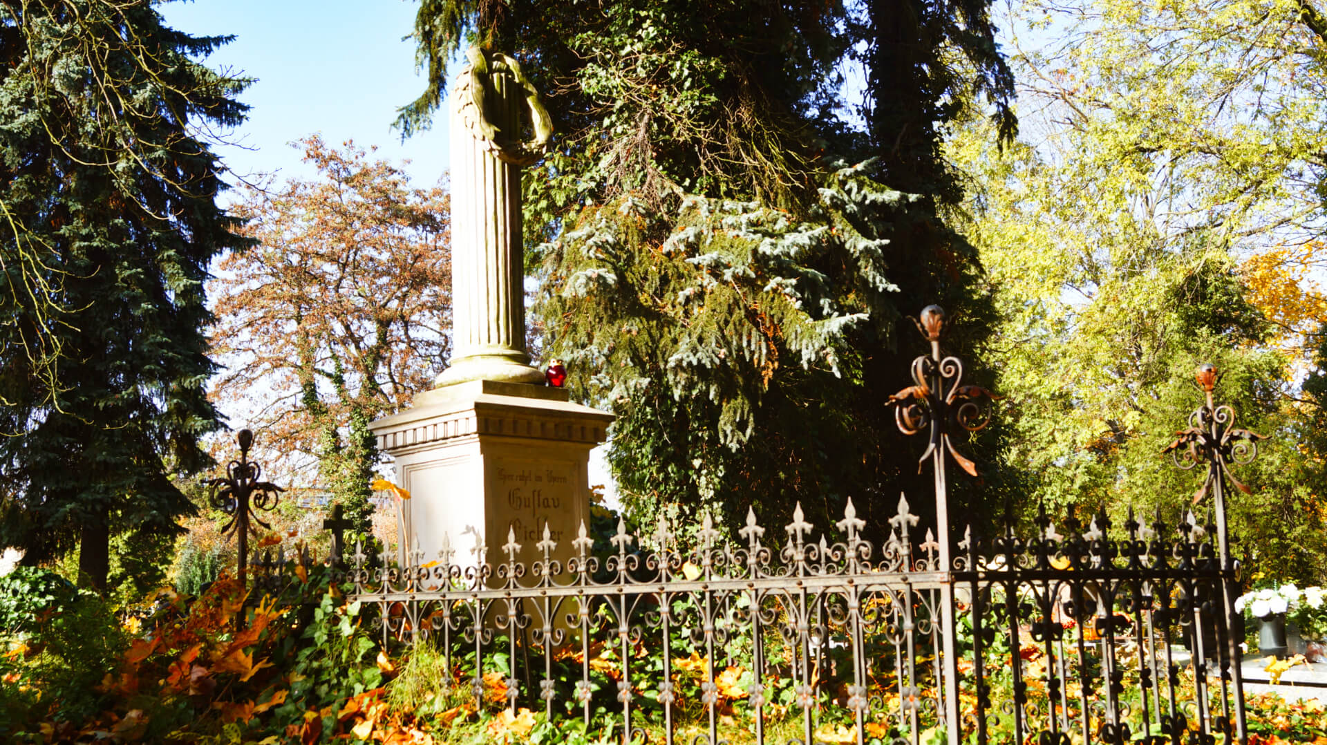 Pomniki na cmentarzu w Łodzi – cmenatrz przy ogrodowej w Łodzi